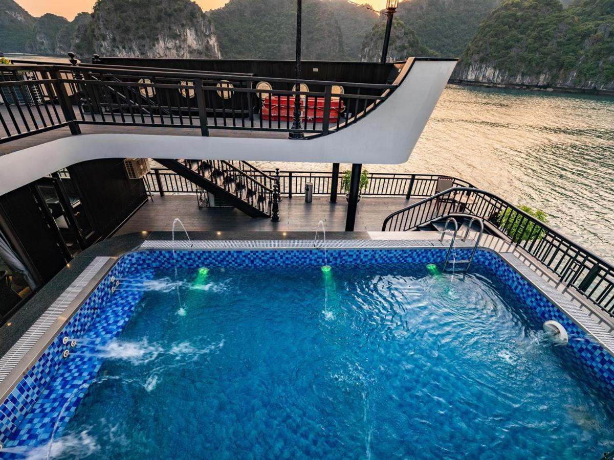Hôtel Rita Cruise à Hạ Long Extérieur photo